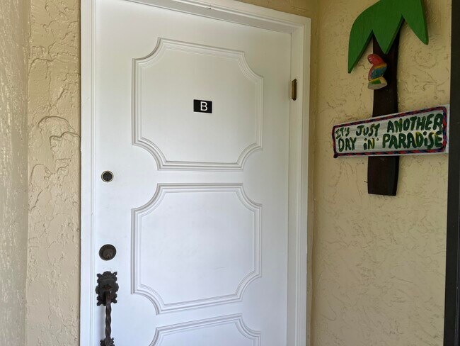 Building Photo - 5908 Via Delray Blvd