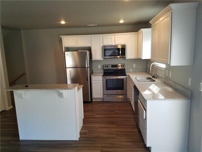 Foto del edificio - 2787 W Blackstone Crossing