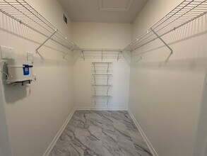 Interior Photo - Hampton Astoria