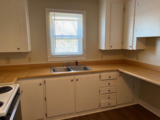 Foto del edificio - 513 E 14th St