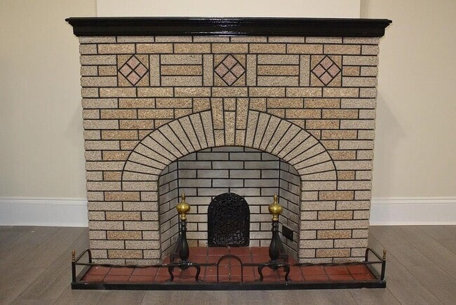 Foto del edificio - 215 N 59th St