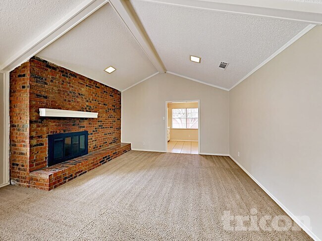 Foto del edificio - 737 SE 3rd St