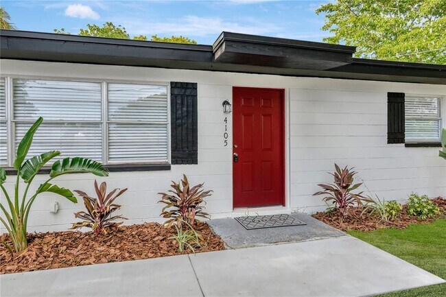 Building Photo - 4105 W Mango Ave