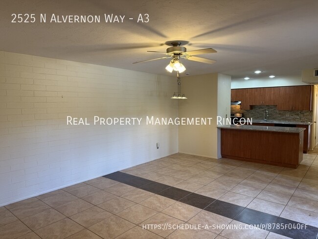 Building Photo - 2525 N Alvernon Way
