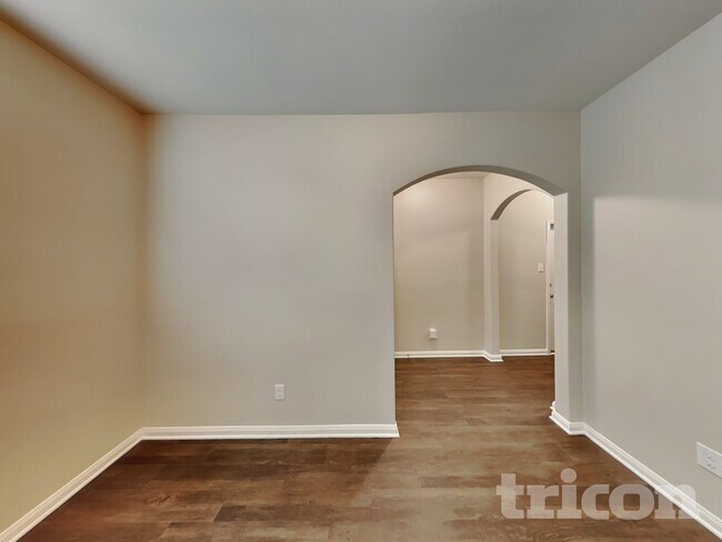 Building Photo - 14205 Open Range Dr