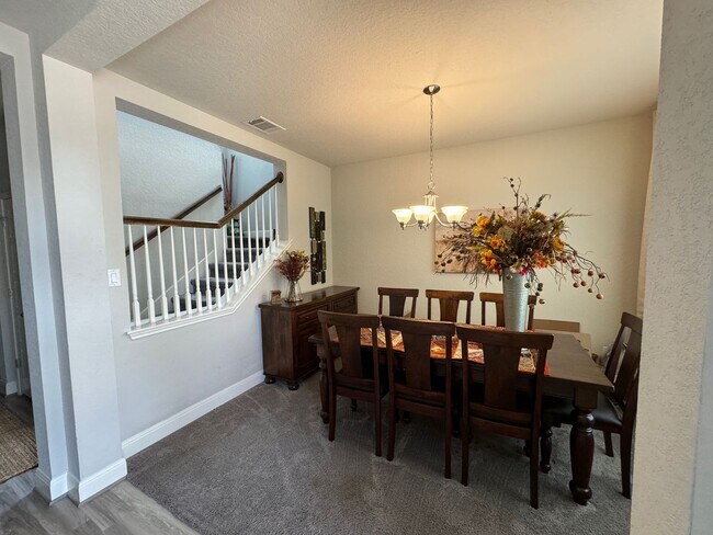 Foto del edificio - Modern 3-Bedroom Home Near Alamo Ranch with Covered Patio & Privacy Fence