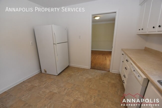 Building Photo - 708 Harness Creek View Dr