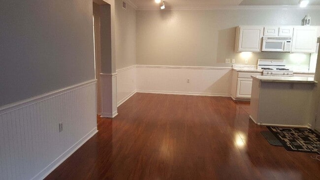 Foto del edificio - Upgraded Home in a Great Location!