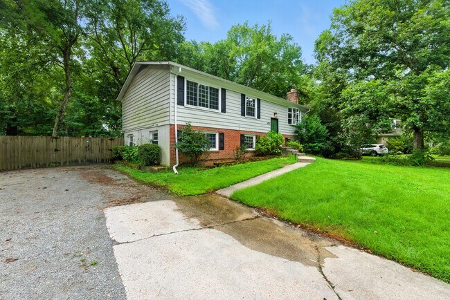 Foto del edificio - 5490 Olde Towne Rd