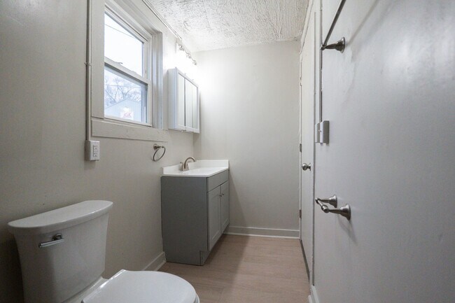 Foto del edificio - 1224 Cleveland Ave NW