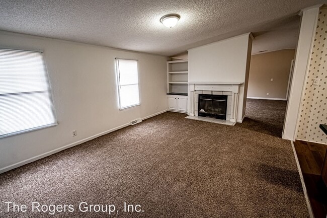 Building Photo - 3 br, 2 bath House - 6084 Cindy Lane