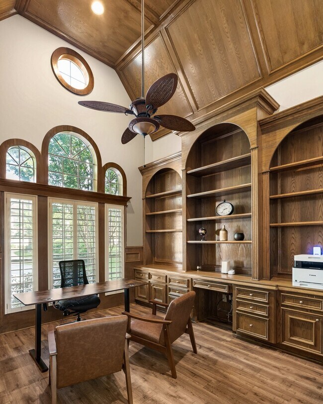 Foto del edificio - 162 N Taylor Point Dr