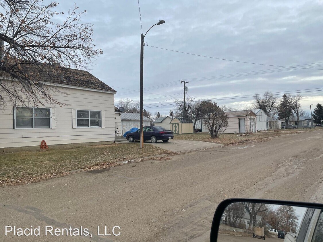 Building Photo - 2 br, 1 bath House - 936 Indiana