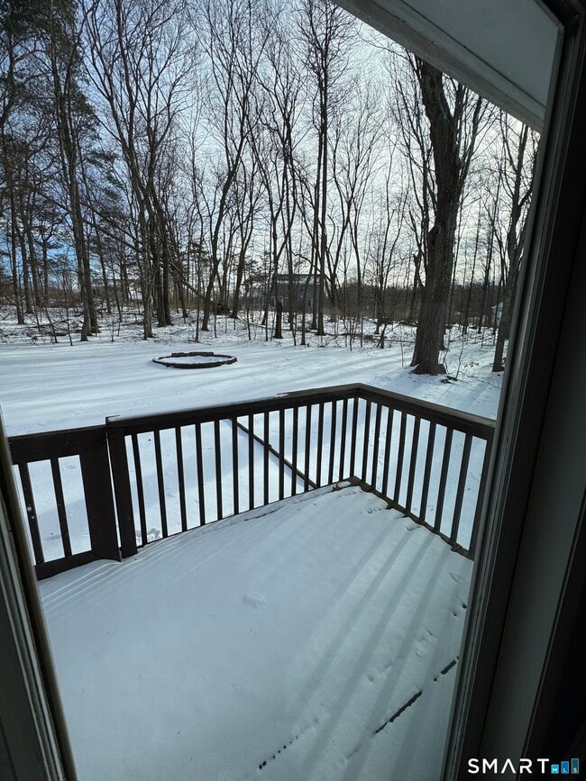 Foto del edificio - 24 Webb Cir