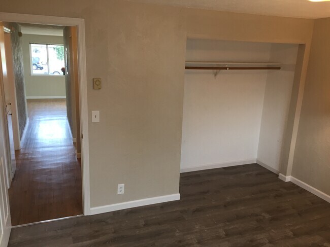 Foto del edificio - 520 N 38th Pl