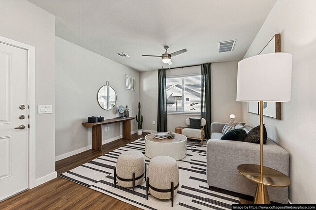 Foto del edificio - 2200 North Buddy Hayes Blvd