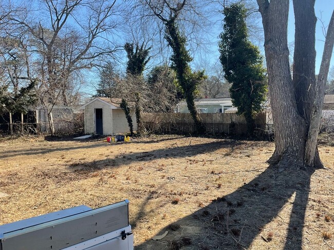 Building Photo - Beautiful three bedroom house in Brick,NJ