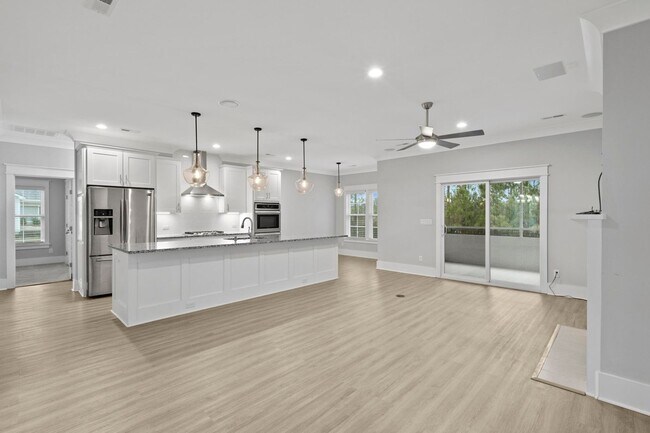 Building Photo - Beautiful Home Available with Tons of Upgr...