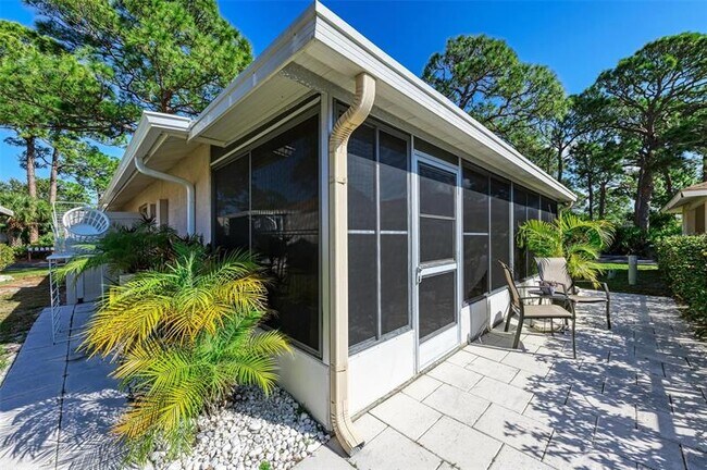Foto del edificio - 765 N Jefferson Ave