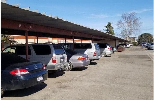 Foto del edificio - 4538 E Hamilton Ave