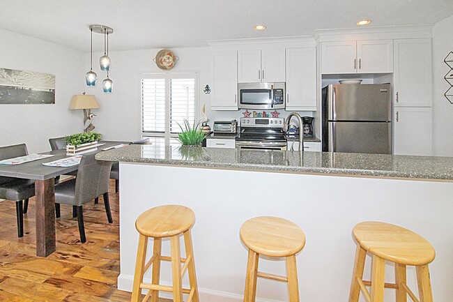 Building Photo - Bahia Vista Gulf, #D224