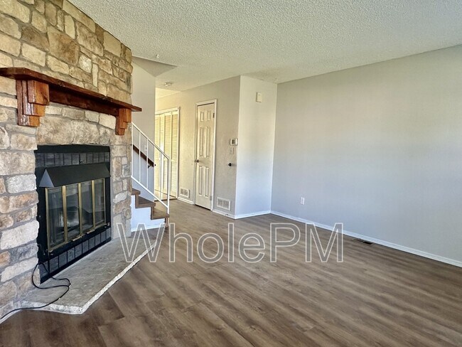 Building Photo - 10894 Bayfield Way