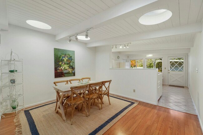 Foto del edificio - 22 Arch Way