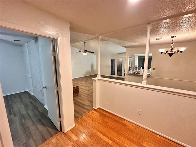 Foto del edificio - 2108 Blossom Ln