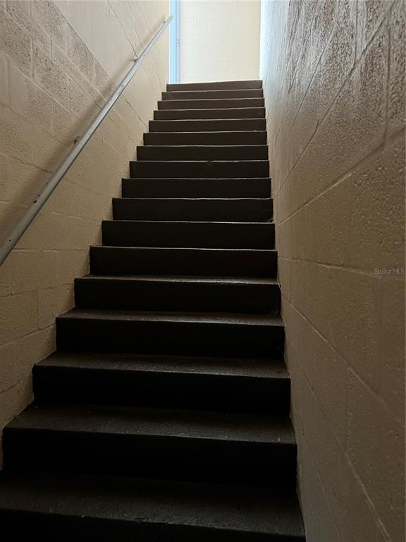 Foto del edificio - 14385 Woodstock Rd