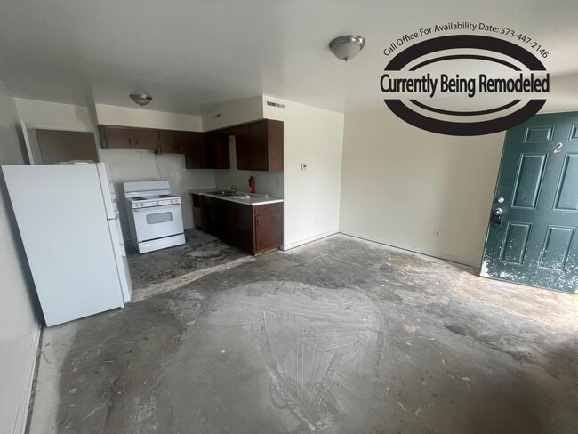 Building Photo - 710 W Cunningham Dr