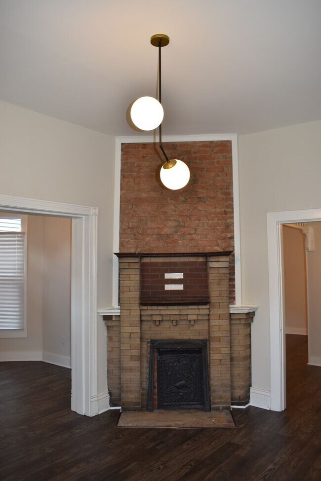 Foto del edificio - Renovated 3 Bedroom in Shelby Park close to Logan Street Market
