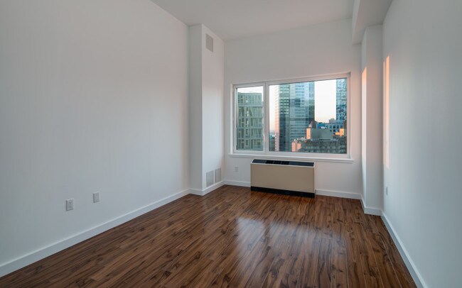Foto del edificio - 7 Dekalb Ave