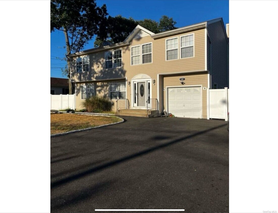 1311 Pine Acres Blvd