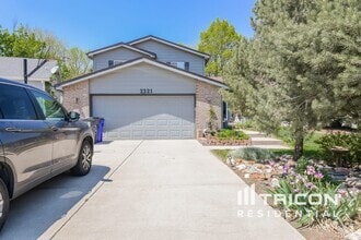Building Photo - 2321 42nd Ave Ct