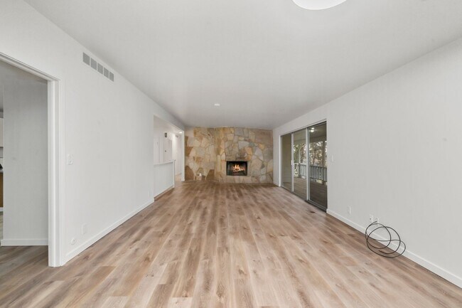 Building Photo - Highlands Home located on the Crane Creek ...