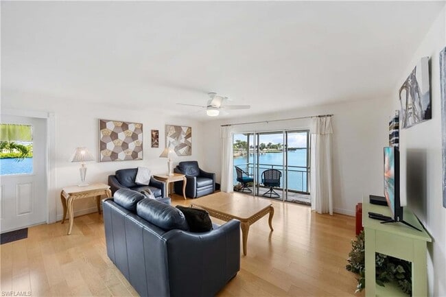 Building Photo - 330 Kon Tiki Dr