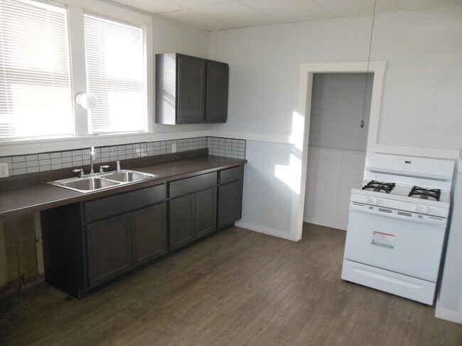 Foto del edificio - 1329 N 8th St