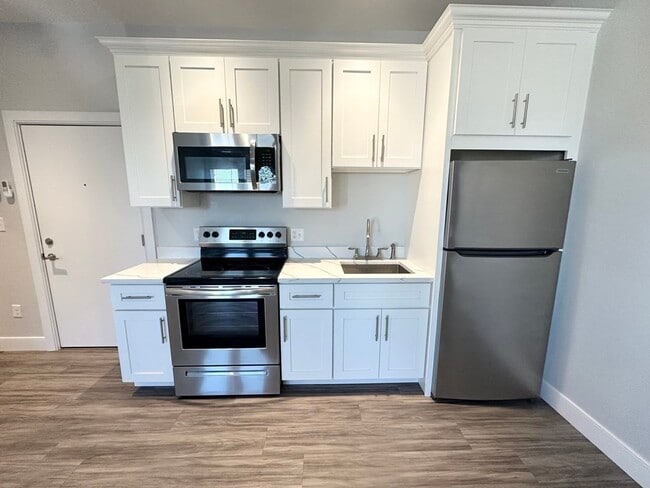 Building Photo - 163 Nantasket Ave