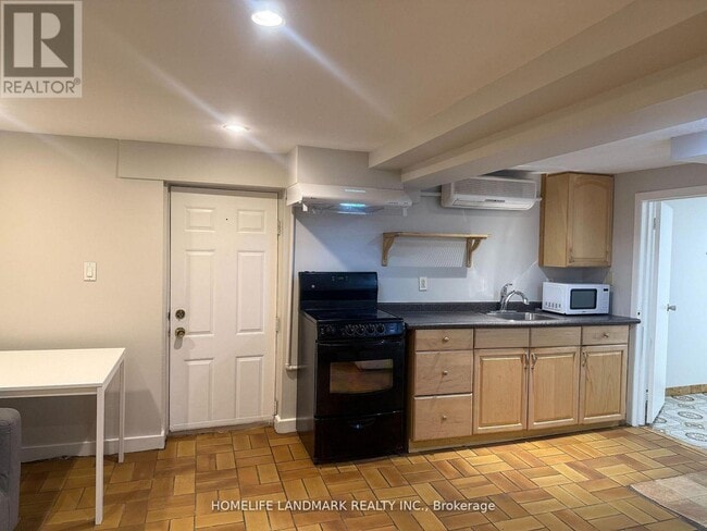 Photo du bâtiment - 4 Sully Crescent