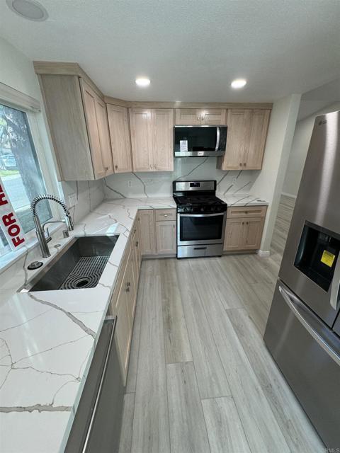 Building Photo - 3644 Fallon Cir