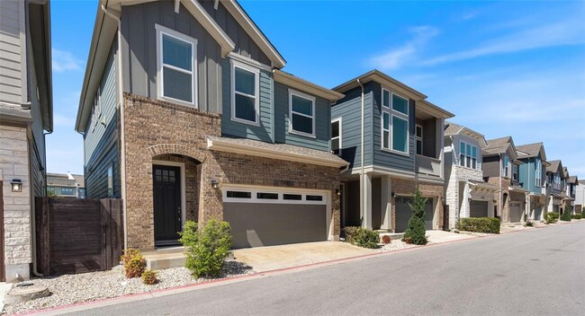 Building Photo - 13602 Cibolo Trace