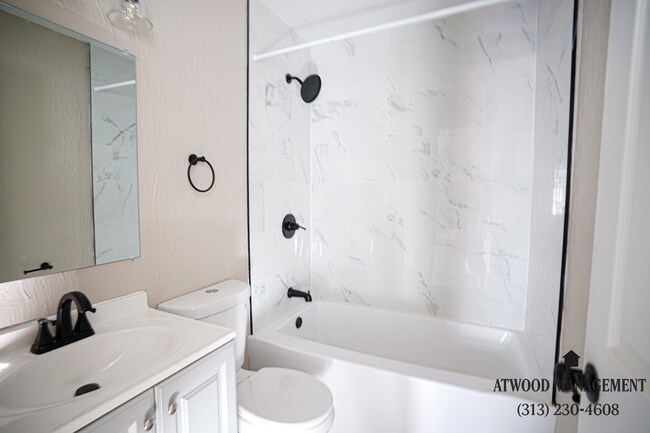 Foto del edificio - Fully Renovated 2-Bedroom Home – Move-In Ready for You!