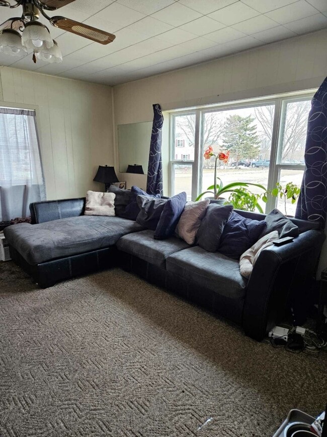 Building Photo - 1921 Emery St