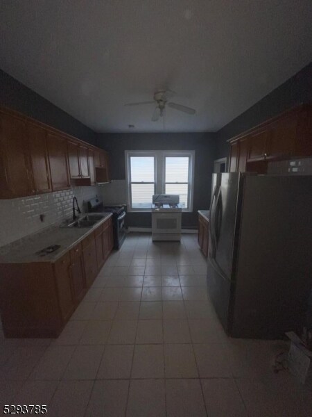 Foto del edificio - 32 Rosehill Pl