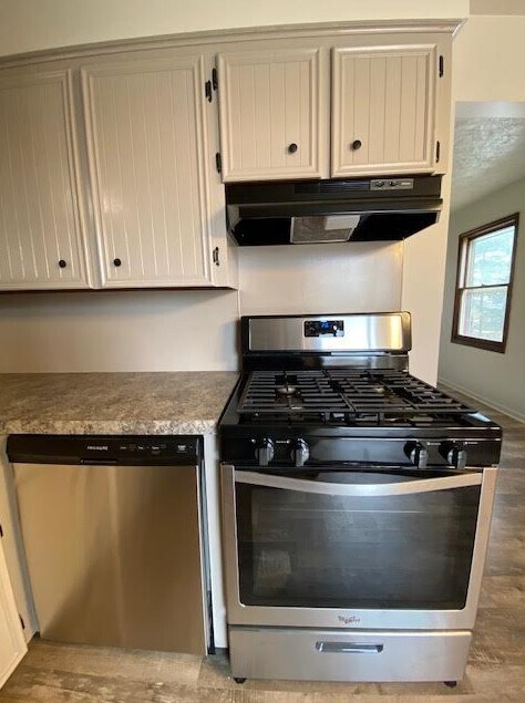 Foto del edificio - 998 52nd St SE