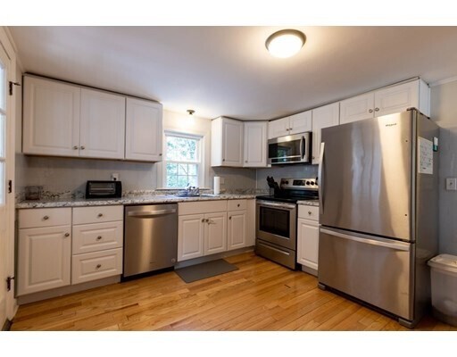 Foto del edificio - 15 Roberts Rd