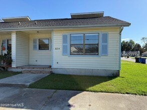Building Photo - 102 Pete Jones Dr