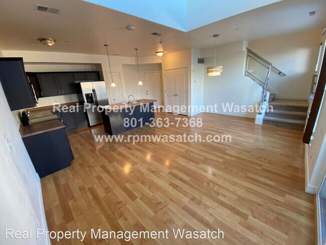 Building Photo - 2 br, 1 bath House - 4538 West South Jorda...
