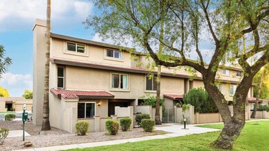 Building Photo - 7921 E San Miguel Ave