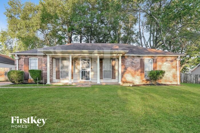 Primary Photo - 3803 Lucerne Dr